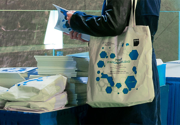 Bolsa Forum d’Avignon en Azkuna Zentroa Bolsa Forum d’Avignon en Azkuna Zentroa